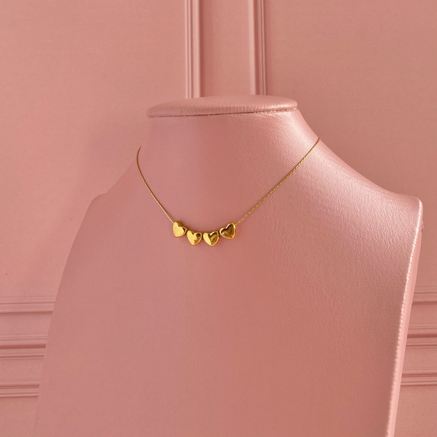 Collar mini corazones
