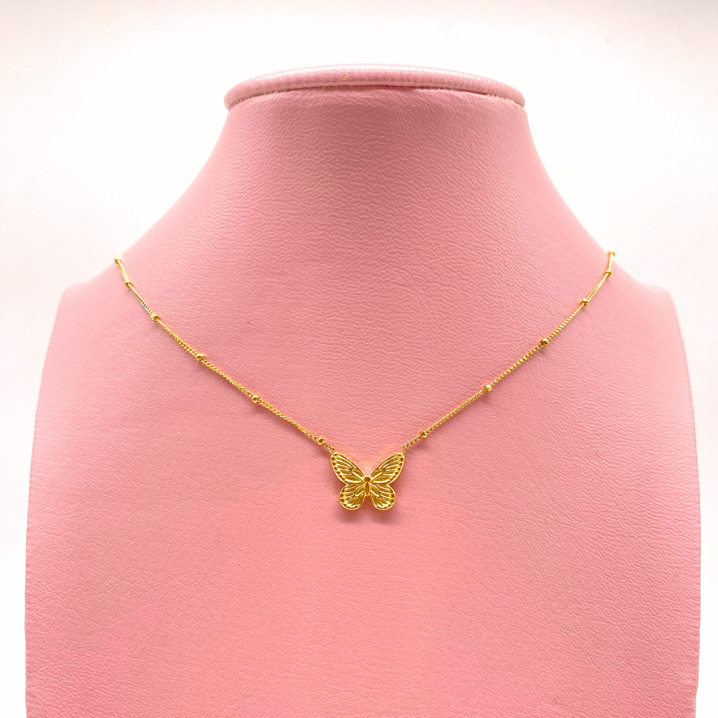Collar Butterfly