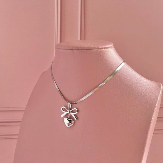 Collar Lovely plateado